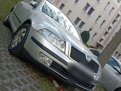 Gebraucht Skoda Octavia 102 PS (75 kW) 2004 Silber Limousine