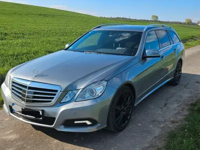Gebraucht Mercedes E350 Avantgarde 231 PS (169 kW) 2010 Silber Kombi