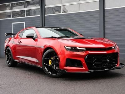 Gebraucht Chevrolet Camaro ZL1 275 PS (202 kW) 2021 Wild cherry tintcoat Coupé