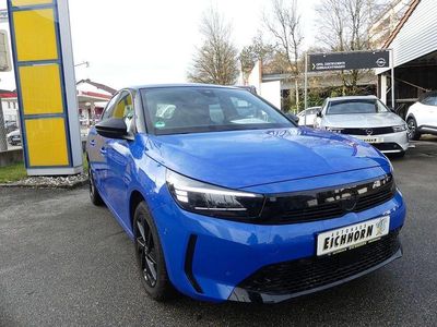 Voltaik blau Gebraucht 2024 Opel Corsa Limousine | 19.350 € (Etwas zu teuer)