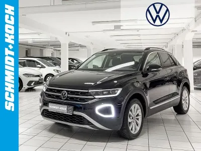Gebraucht VW T-Roc Style 110 PS (80 kW) 2023 Deep black perleffekt (schwarz) SUV