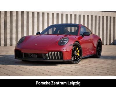 Porsche 911 Carrera 4 GTS