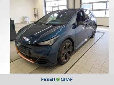Używany Cupra Born 150 kW (204 KM) 2024 Niebieski Hatchback