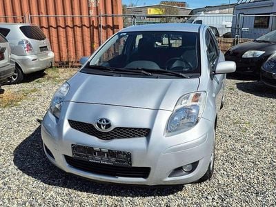 Gebraucht Toyota Yaris Sol 101 PS (74 kW) 2009 Grau Limousine