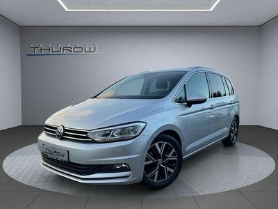 Reflexsilber Gebraucht 2019 VW Touran Highline Van / Kleinbus | 23.900 € (Fairer Preis)