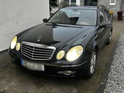 Mercedes E320