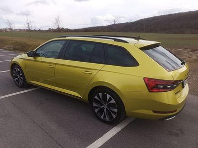 Gebraucht Skoda Superb SportLine 218 PS (160 kW) 2021 Gold Kombi
