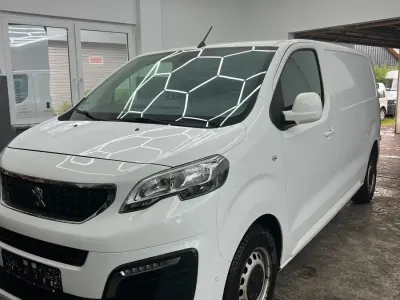 Gebraucht Peugeot Expert 125 PS (91 kW) 2019 Weiß Van