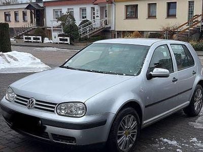 Silber Gebraucht 2002 VW Golf Trendline Limousine | 1.750 € (Guter Preis)