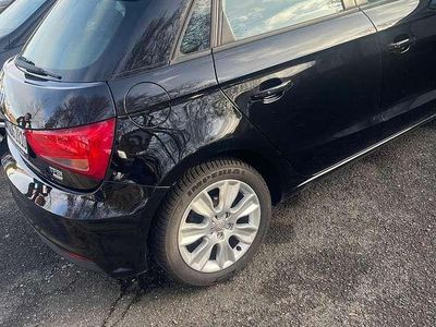 Gebraucht Audi A1 Sportback 82 PS (60 kW) 2016 Schwarz Kleinwagen