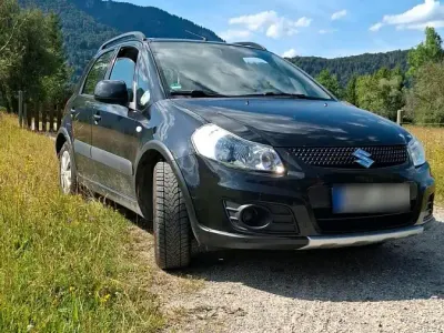 Gebraucht Suzuki SX4 120 PS (88 kW) 2014 Schwarz Limousine