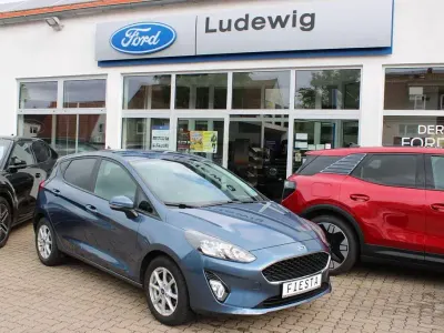Gebraucht Ford Fiesta Cool & Connect 75 PS (55 kW) 2021 Blau Kleinwagen
