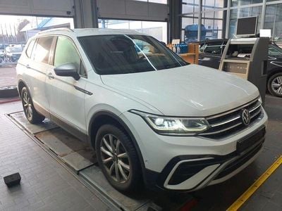 Weiß Gebraucht 2022 VW Tiguan Allspace Elegance SUV | 25.790 € (Guter Preis)