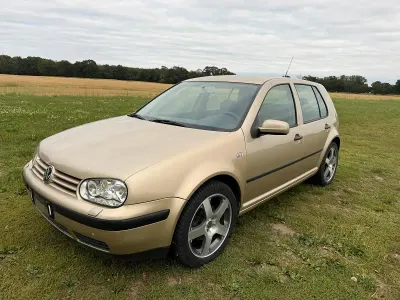 Gebraucht VW Golf IV 101 PS (74 kW) 2001 Gold Limousine