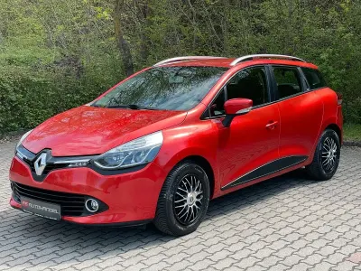 Używany Renault Clio GrandTour Dynamique 90 KM (66 kW) 2013 Czerwony Kombi