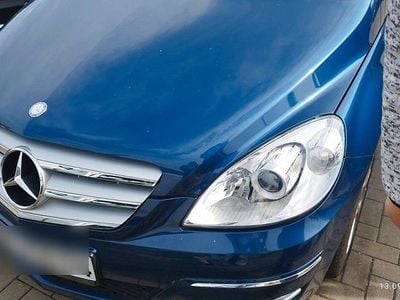 Mercedes 200