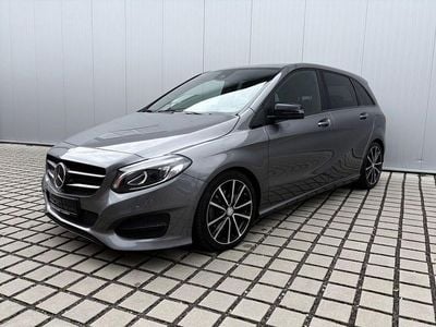Gebraucht Mercedes B250 Urban 211 PS (155 kW) 2015 Grau Van / Kleinbus