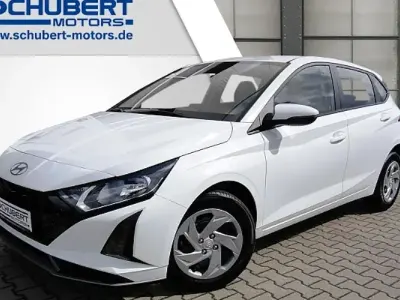Nouă Hyundai i20 Select 100 CP (73 kW) 2025 Alb Hatchback