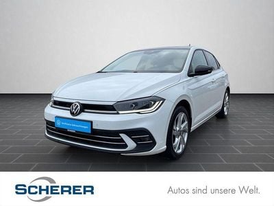 Gebraucht VW Polo Style 95 PS (69 kW) 2022 Pure white deep black perleffekt (metallic) Limousine