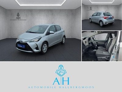Gebraucht Toyota Yaris Hybrid Business Edition 75 PS (55 kW) 2019 Silber Kleinwagen