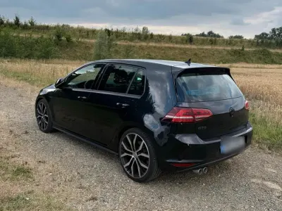 Gebraucht VW Golf VII GTD 184 PS (135 kW) 2014 Schwarz Limousine