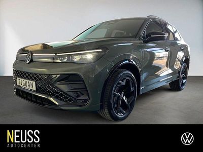 Cipressinogrün metallic Gebraucht 2025 VW Tiguan R-line SUV | 49.870 € (Fairer Preis)