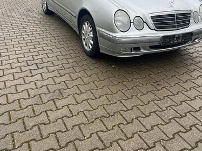 Gebraucht Mercedes E200