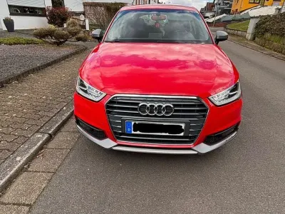 Gebraucht Audi A1 Sportback Premium 95 PS (69 kW) 2016 Rot Kleinwagen