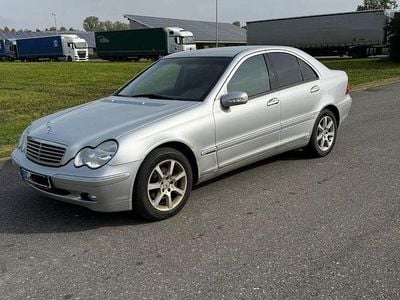 Mercedes C180