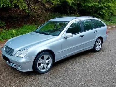 Gebraucht Mercedes C180 143 PS (105 kW) 2006 Silber Kombi