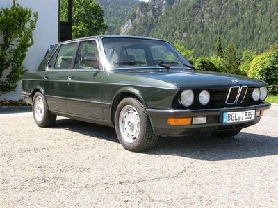 Gebraucht BMW 535 Sport Line 185 PS (136 kW) 1987 Grün Limousine