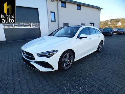 Gebraucht Mercedes CLA180 Shooting Brake Premium 136 PS (100 kW) 2023 Weiß Kombi