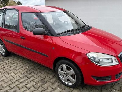 Gebraucht Skoda Roomster Plus Edition 69 PS (50 kW) 2010 Rot Van / Kleinbus