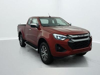 Neu Isuzu D-Max 165 PS (121 kW) 2025 Red spinel mica Pickup