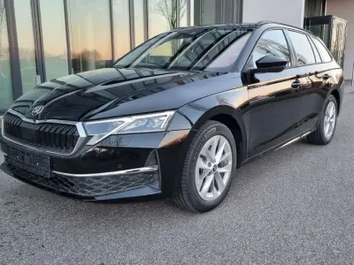 Neu Skoda Octavia 150 PS (110 kW) 2025 Blackmagic perleffekt Kombi