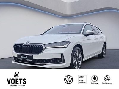 Gebraucht Skoda Superb Selection 150 PS (110 kW) 2025 Purity weiss Kombi