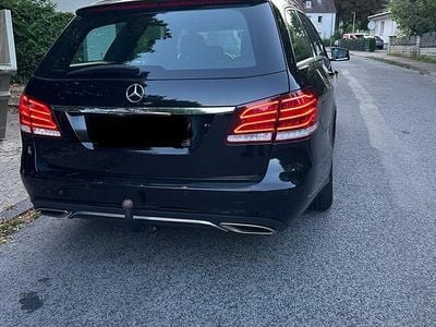 Mercedes E220