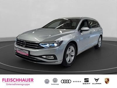 Gebraucht VW Passat Elegance 150 PS (110 kW) 2022 Silber Kombi