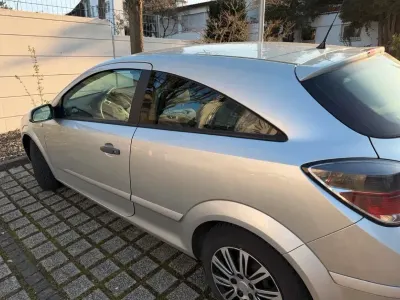 Gebraucht Opel Astra GTC 2009 Silber Kleinwagen