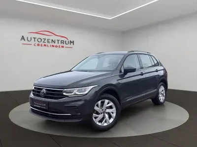 Gebraucht VW Tiguan 200 PS (147 kW) 2022 Grau SUV