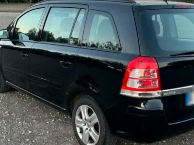 Gebraucht Opel Zafira 120 PS (88 kW) 2009 Schwarz Van / Kleinbus