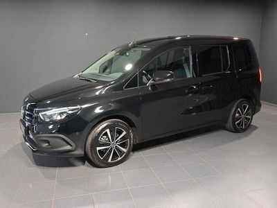 Mercedes EQT200