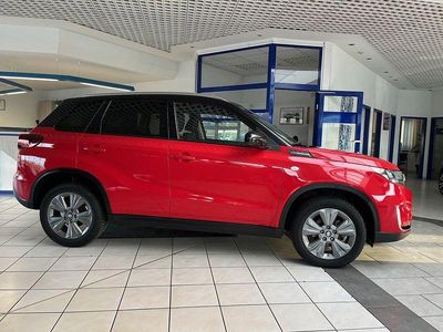 Gebraucht Suzuki Vitara Comfort 129 PS (94 kW) 2023 Rot SUV