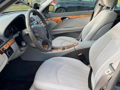Mercedes E350