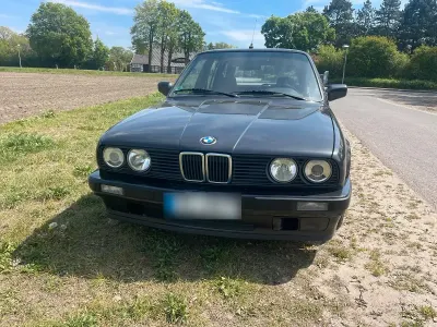 Usata BMW 316 100 CV (73 kW) 1991 Nero Station wagon