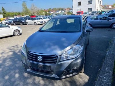 Second-hand Suzuki SX4 S-Cross Comfort+ 120 CP (88 kW) 2015 Gri SUV