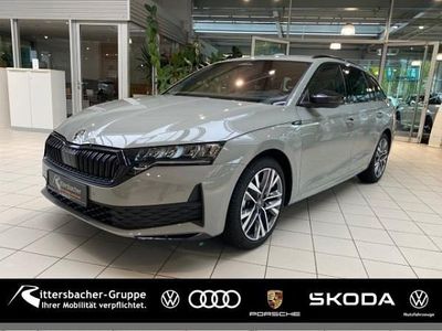 Grau (graphitegrau metallic) Neu 2025 Skoda Octavia SportLine Kombi | 40.991 € (Teuer)