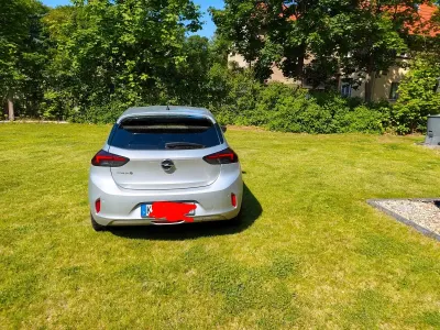 Gebraucht Opel Corsa-e Edition 100 kW (136 PS) 2022 Silber Kleinwagen