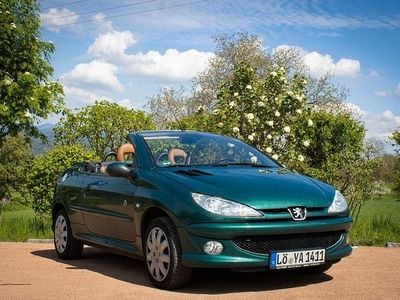 Gebraucht Peugeot 206 CC Roland Garros 136 PS (100 kW) 2003 Grün Cabrio