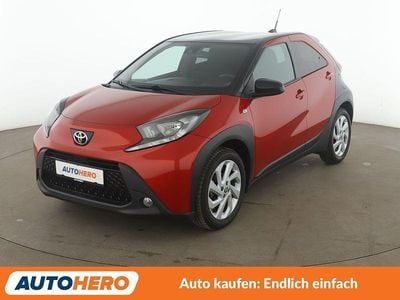 Gebraucht Toyota Aygo X Pulse 72 PS (52 kW) 2022 Rot SUV